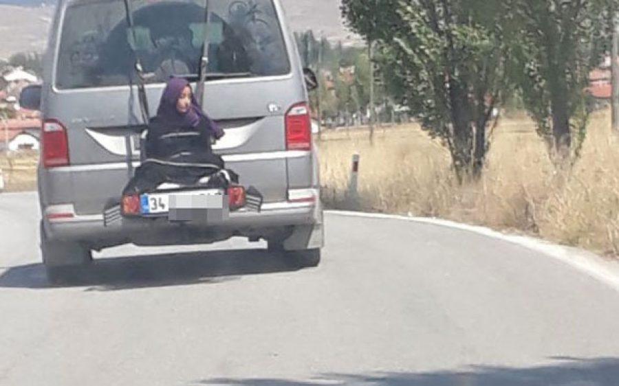 Driver detained for carrying daughter tied to back of car in central Turkey