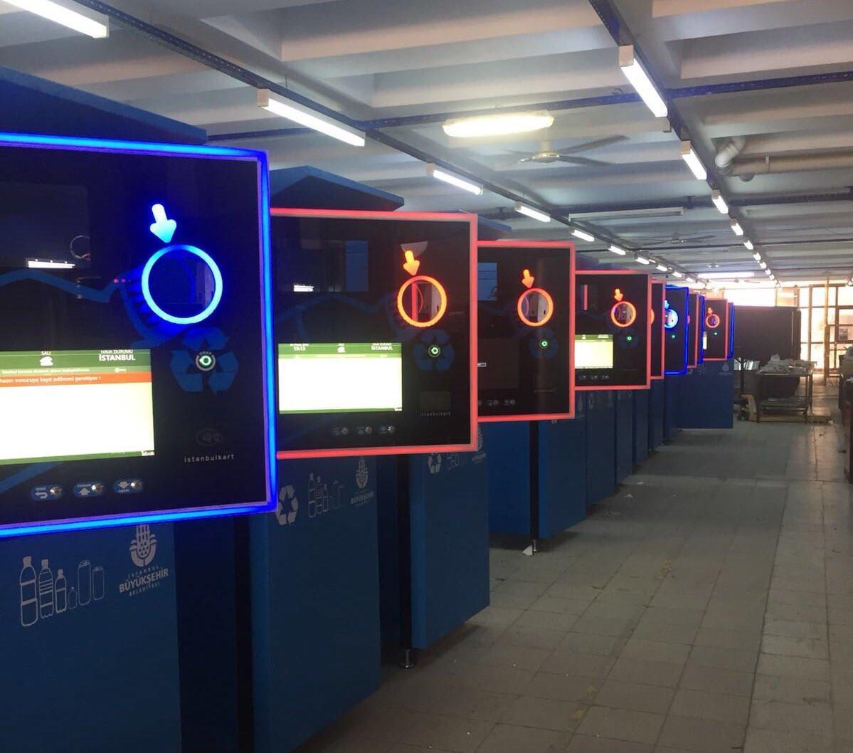 Istanbul commuters to recycle plastic bottles to top up Istanbul Card