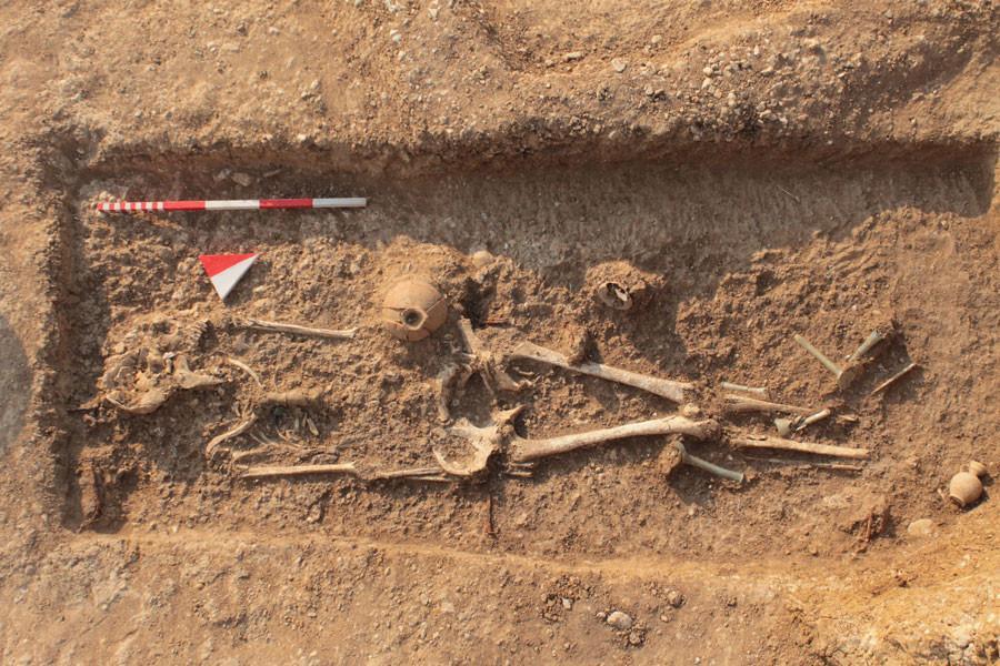Eye cream jar among items in ancient tomb found in Turkey’s west