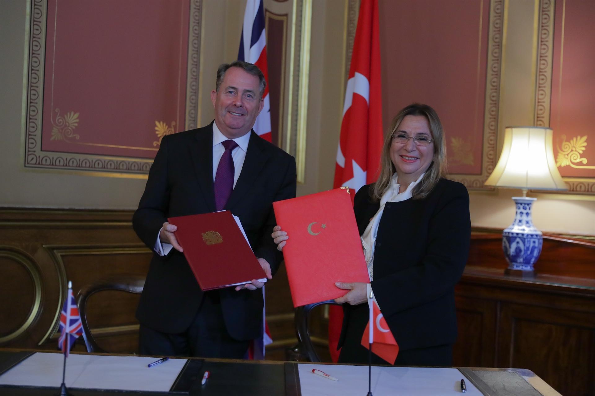 Turkey, UK agree on enhancing economic, commercial ties