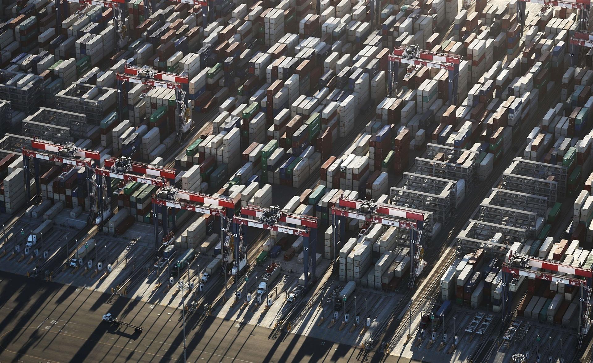 China’s premier appeals for free trade amid tariff battle