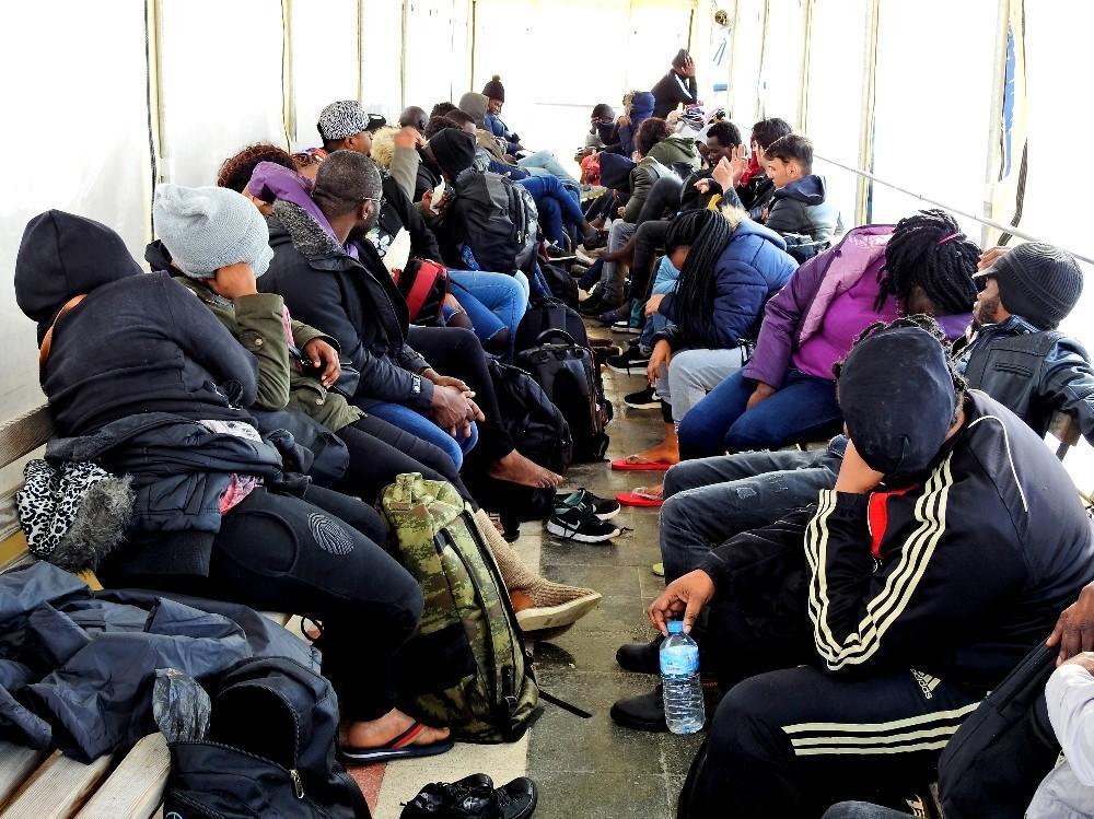 Over 1,200 irregular migrants held in Turkey in past week