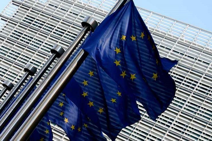 EU fines banks over $1 billion over foreign exchange cartel