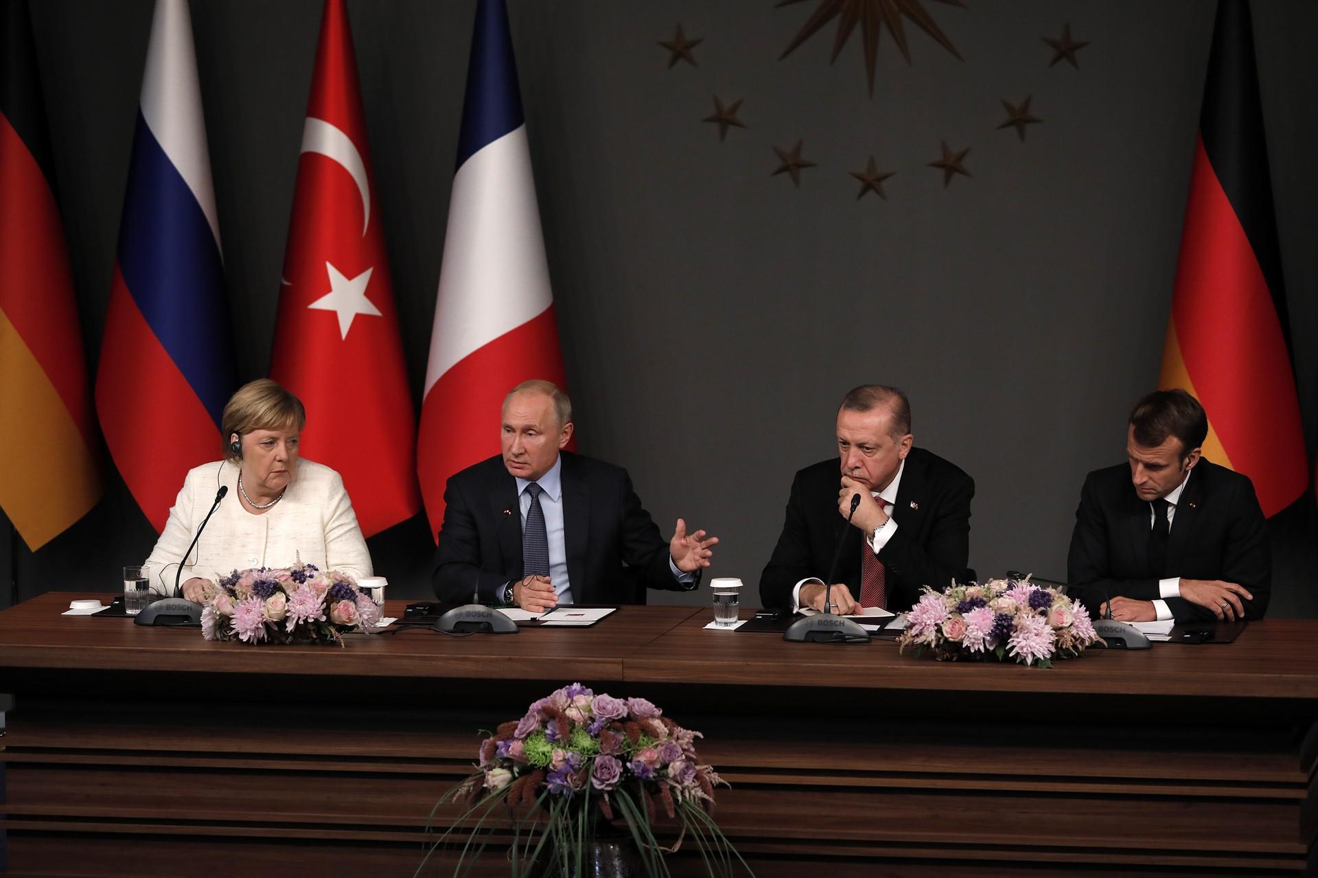 4-nation summit in Istanbul aims to end Syria bloodshed