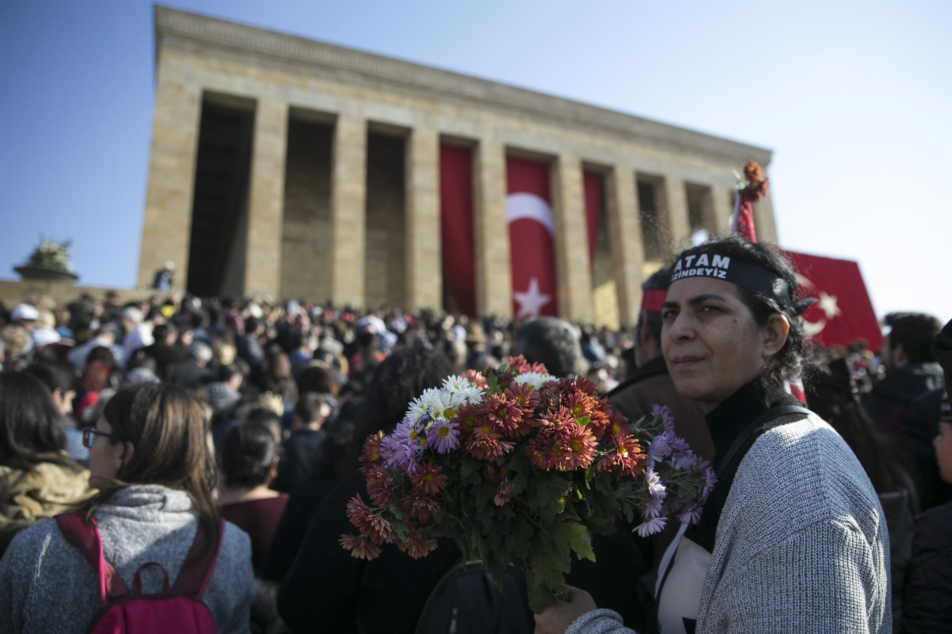 Turkey marks 80th anniversary of Atatürks demise