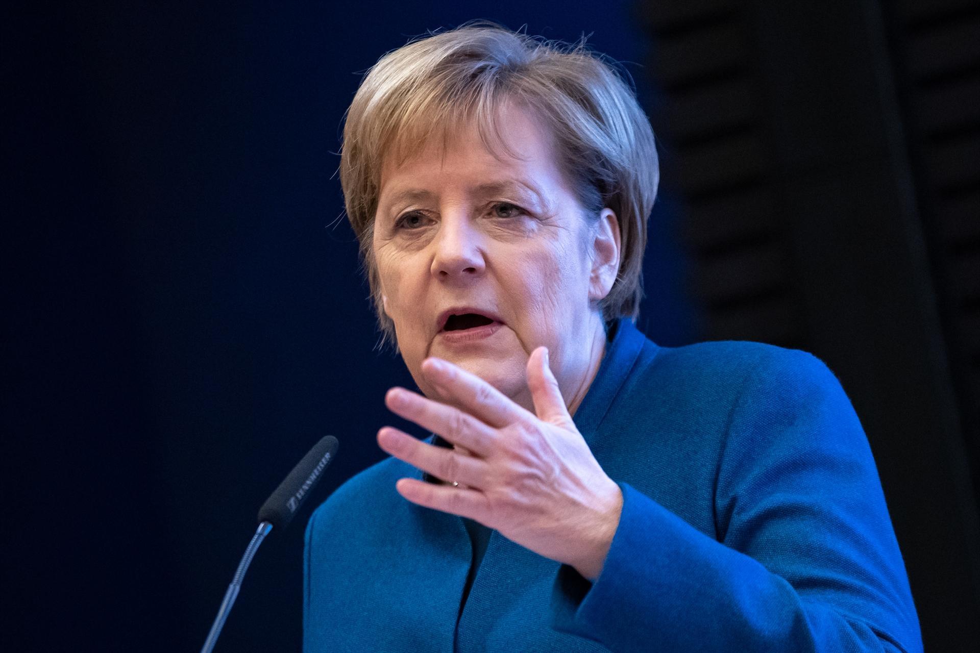 Merkel warns ’no military solution’ to Ukraine conflict