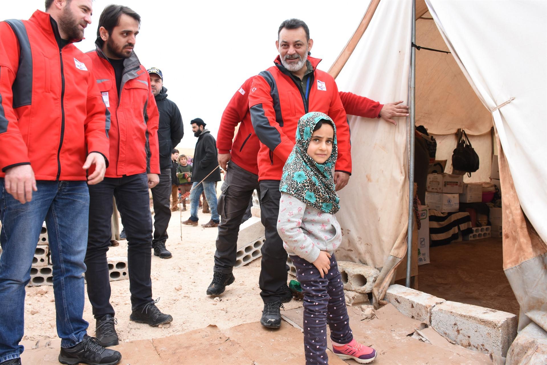 Syrian girl returns home after prosthetics surgery