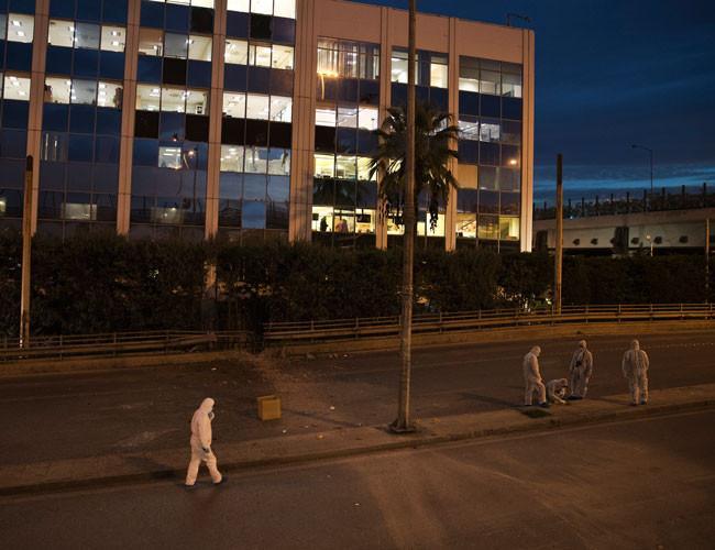 Explosion outside church wounds 2 in Athens