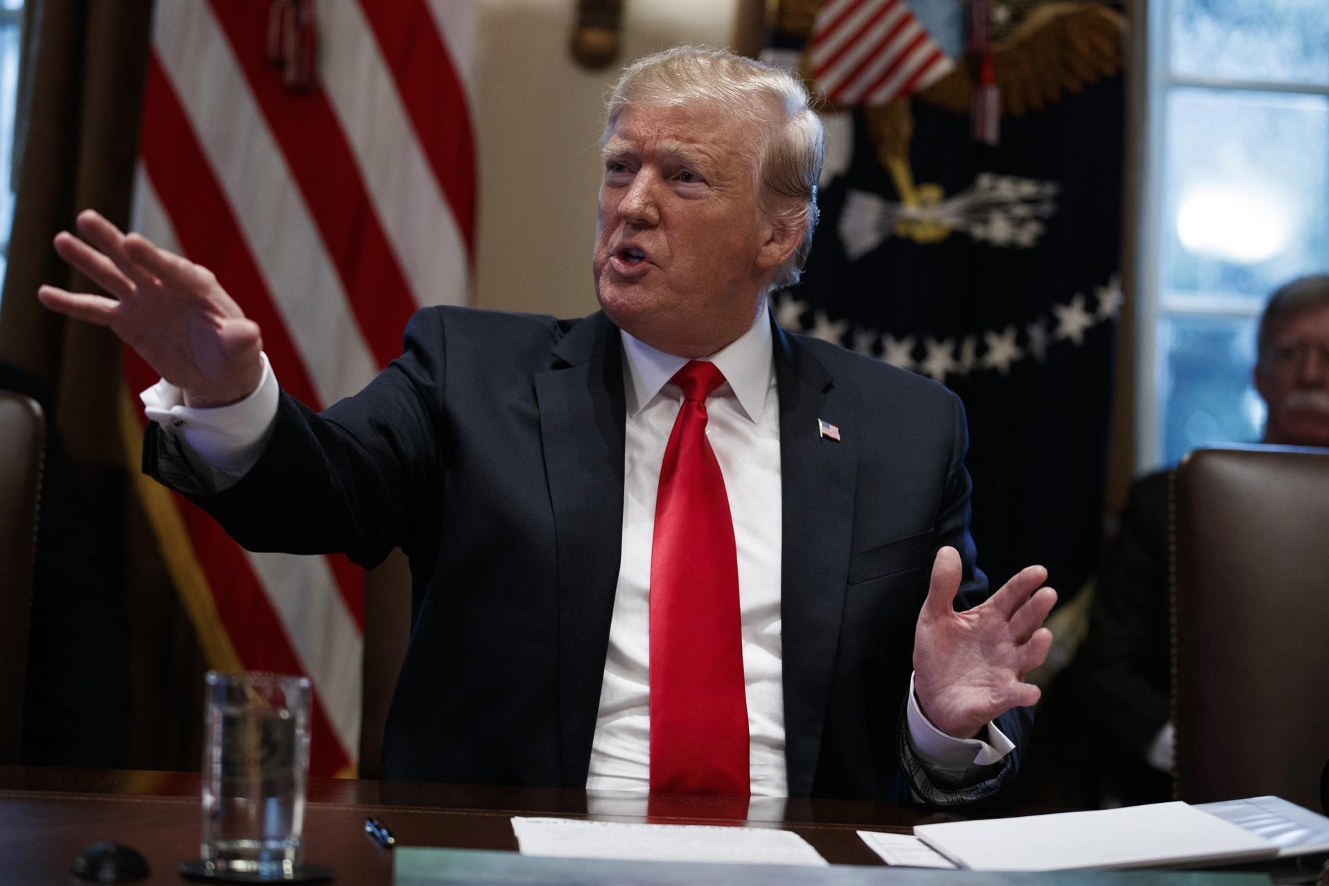 Syria withdrawal slows down amid flare-up as Trump wants to protect Kurds