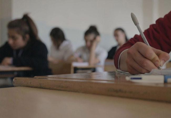 Authorities in Turkeys Gaziantep get 41 girls enrolled in education thanks to hotline