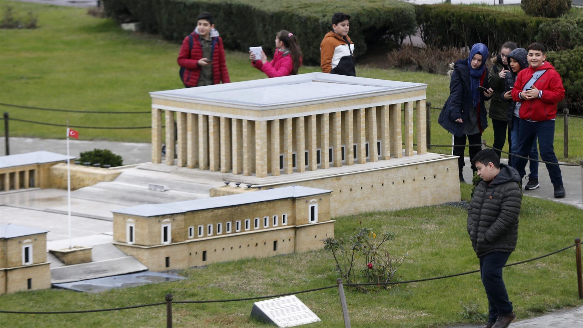 Istanbul to entertain children during holiday