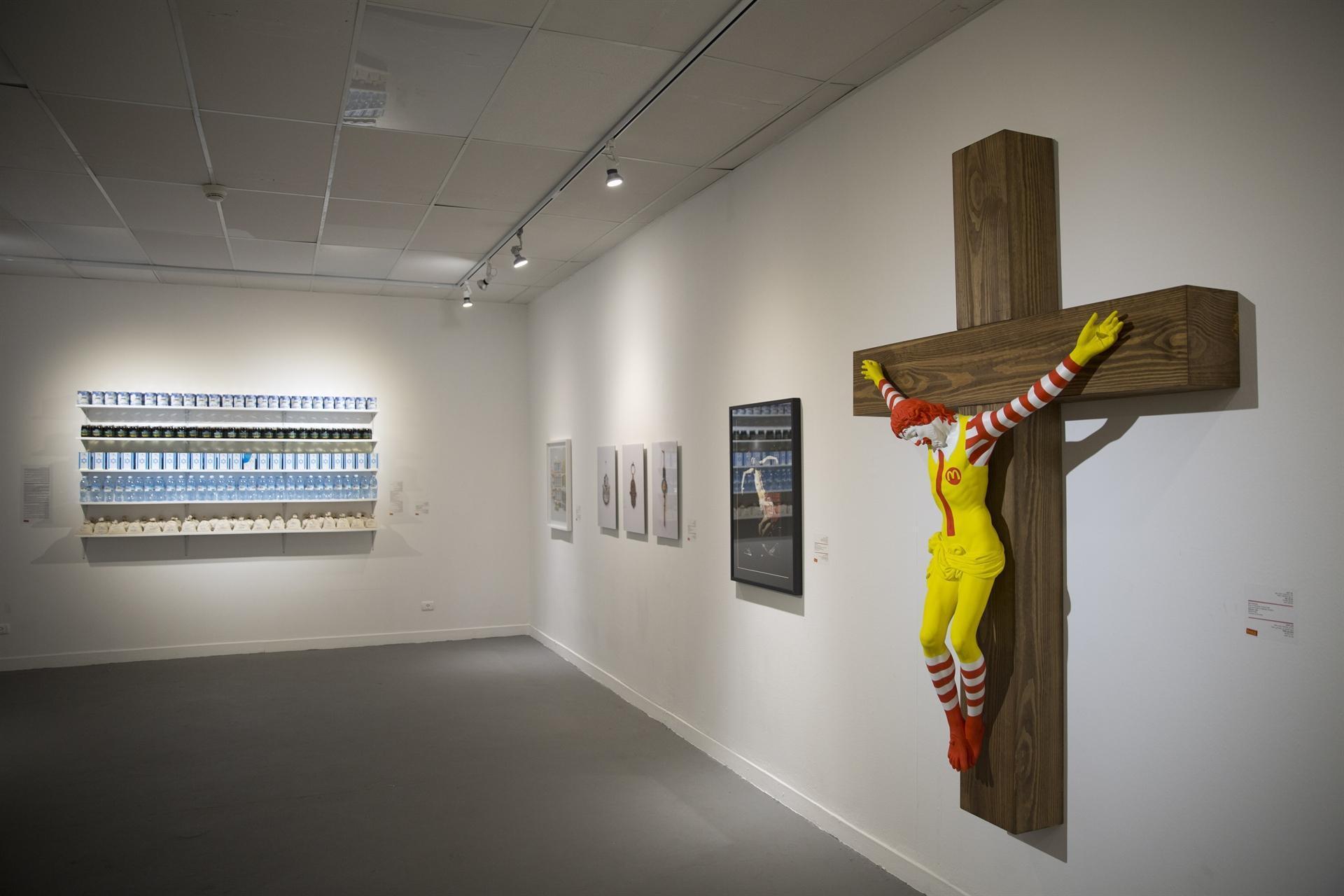Israeli museum under fire over McJesus exhibit
