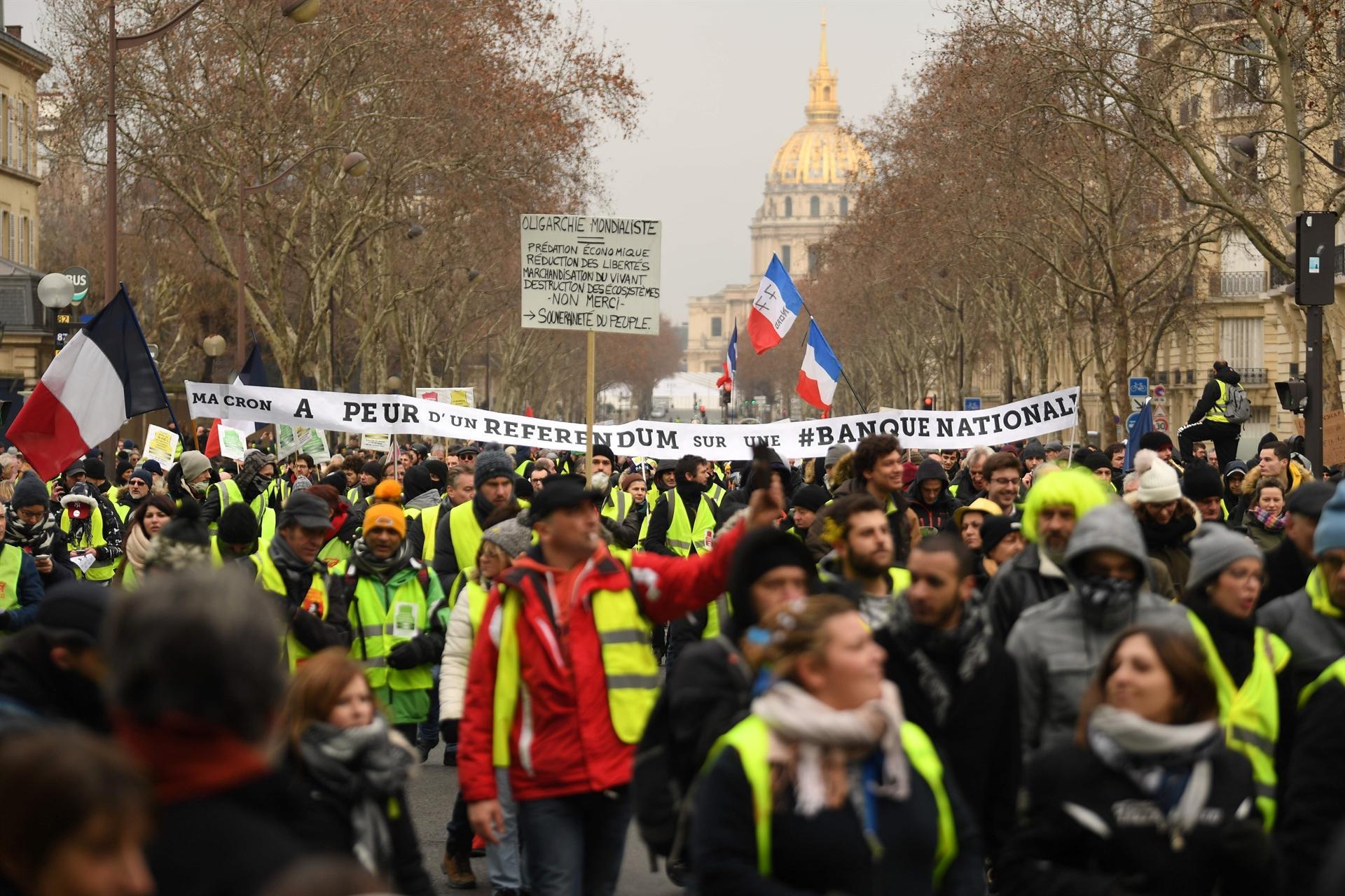 Yellow Vests march through Paris in 10th weekend of protests