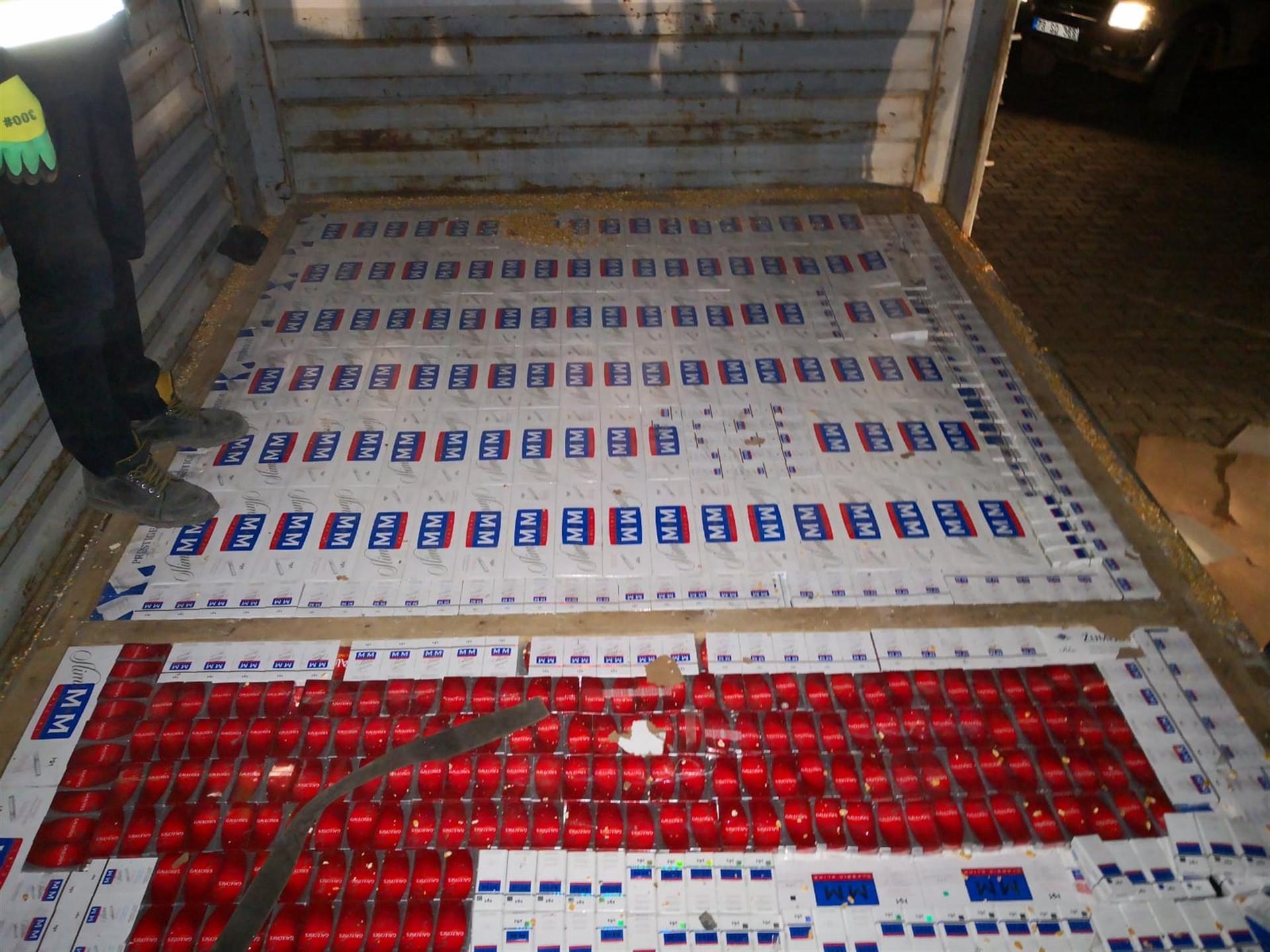 Turkish police seize huge haul of smuggled cigarettes