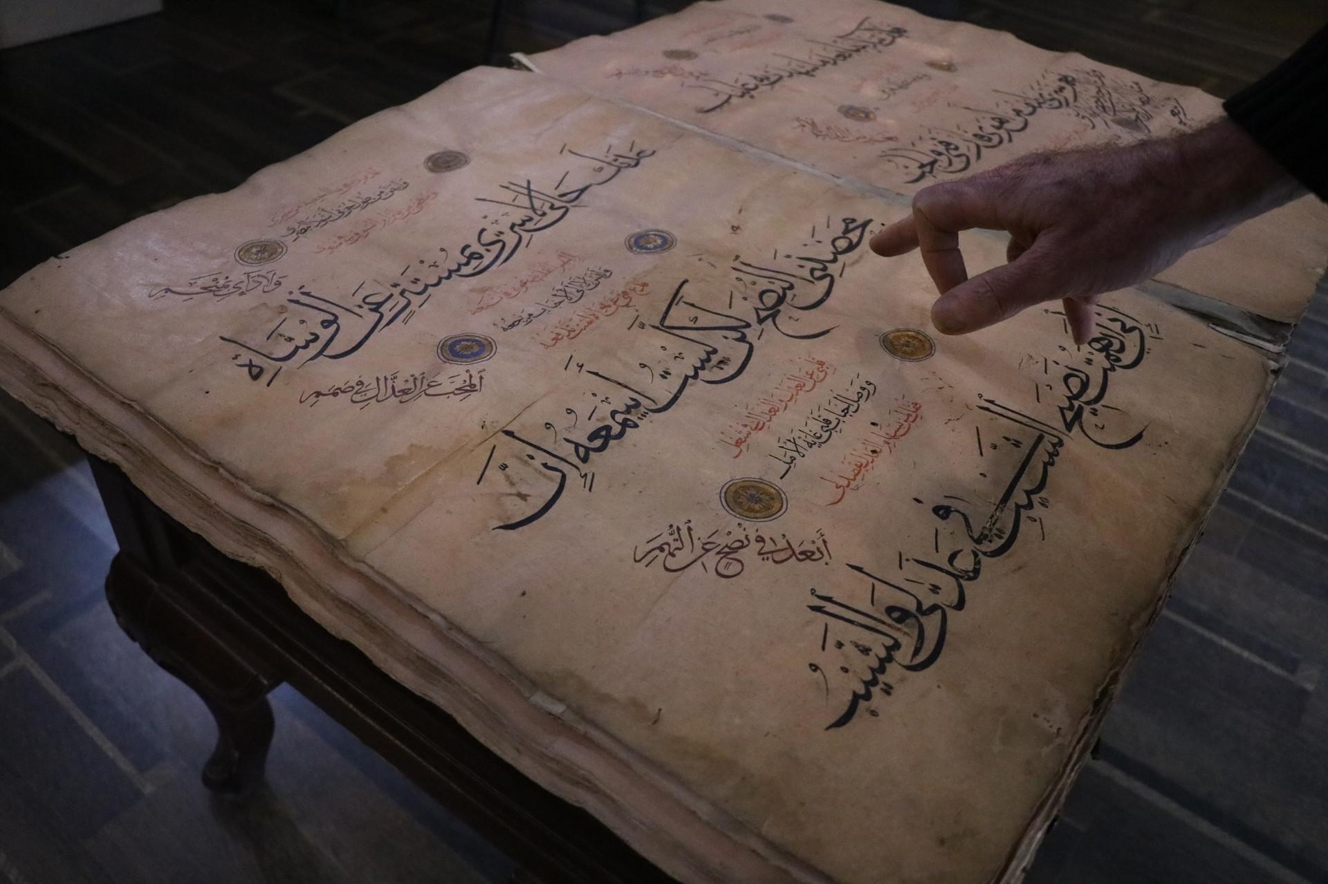 Turkish library preserving manuscripts for two centuries