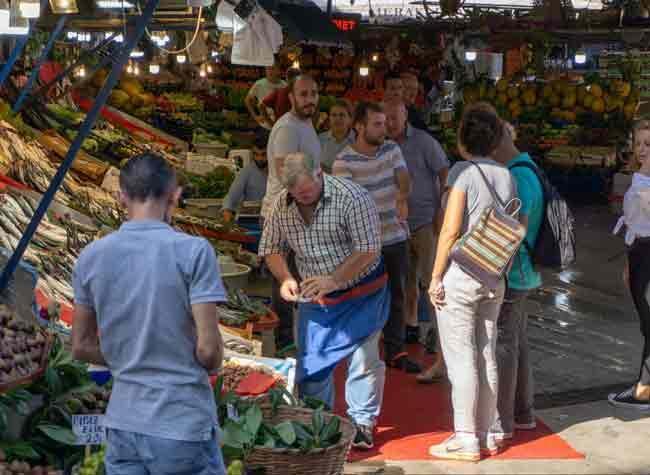 Turkish annual consumer price inflation seen at 19.4 percent in March