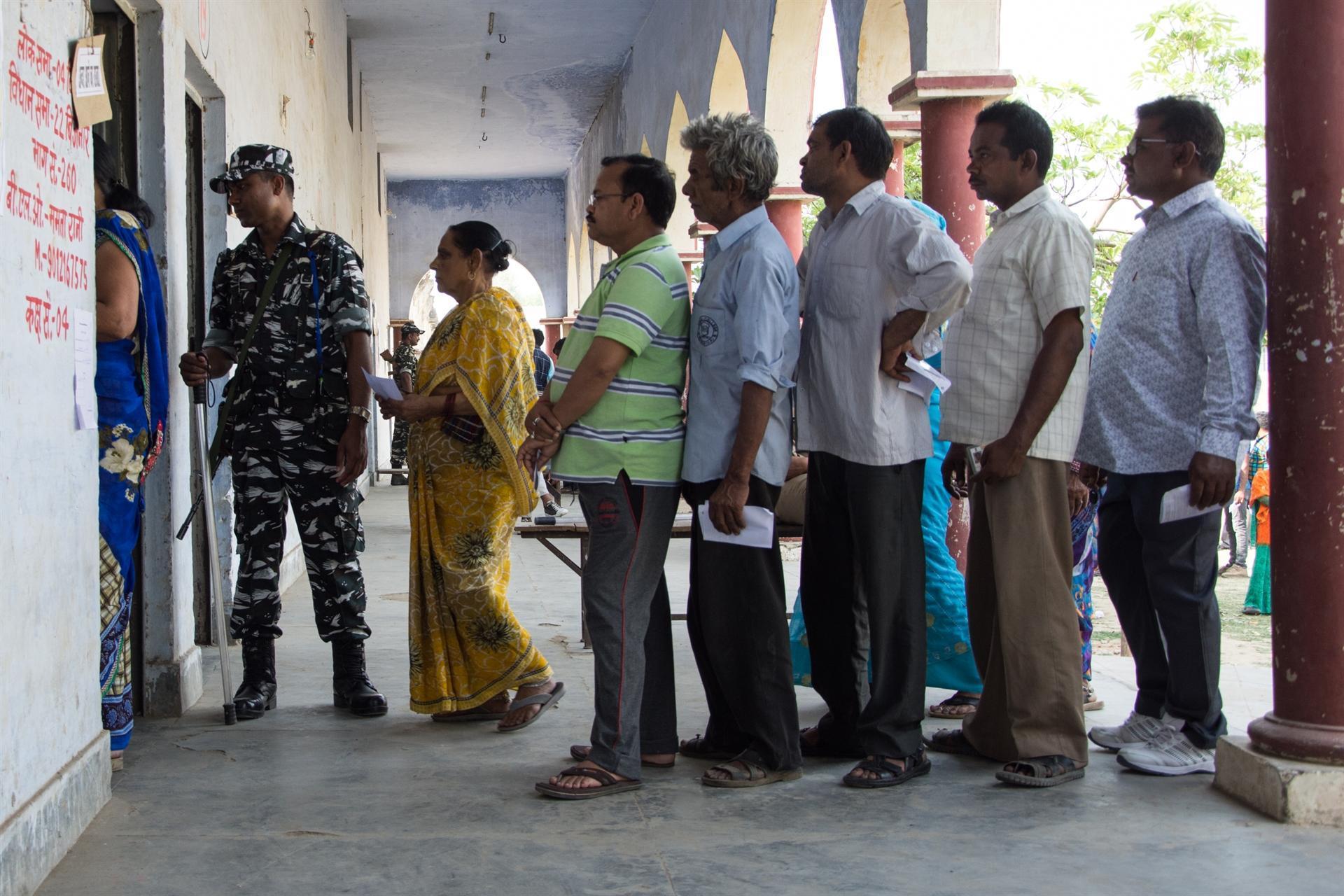 Indias giant election gets underway