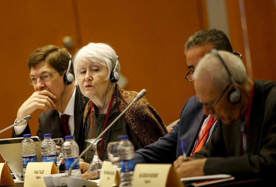 NATO praises Turkeys hospitality to war victims
