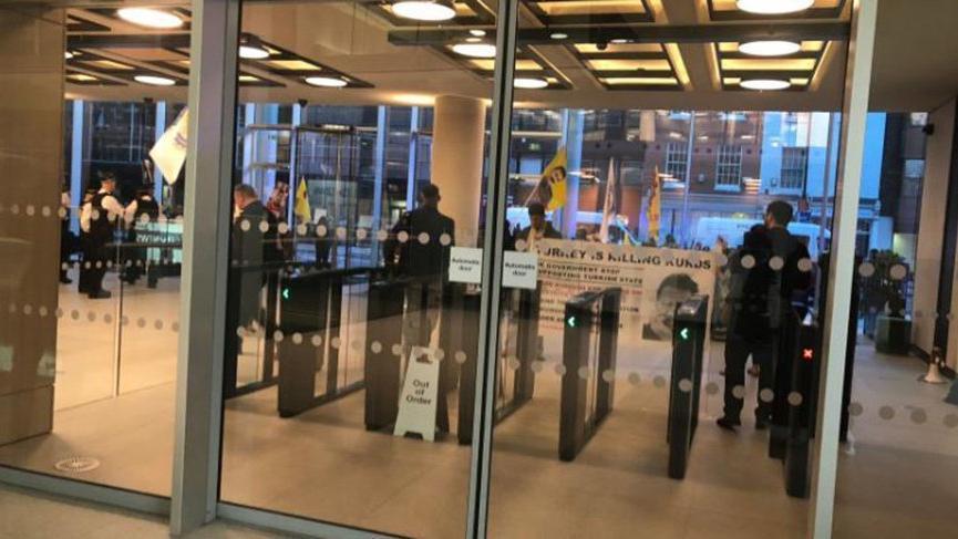PKK supporters try to raid TRT World’s London office