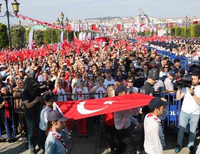 Centenary of Atatürk’s landing on Samsun marked across Turkey