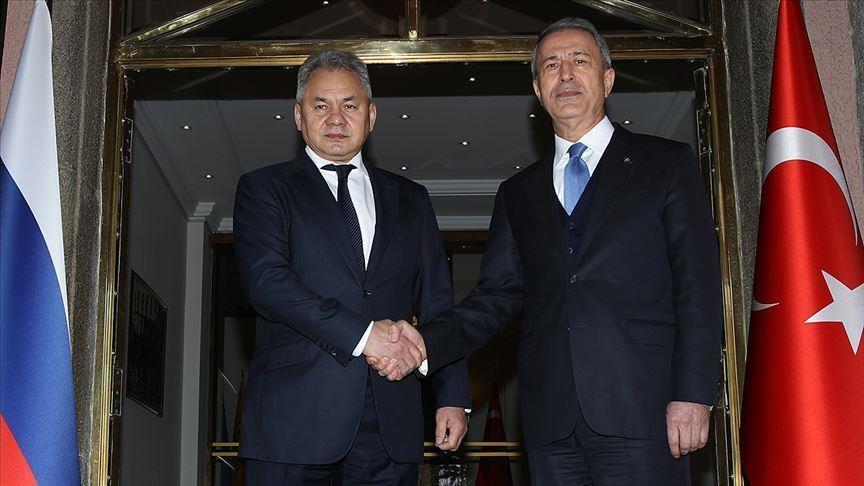 Turkish and Russian defense ministers discuss Idlib