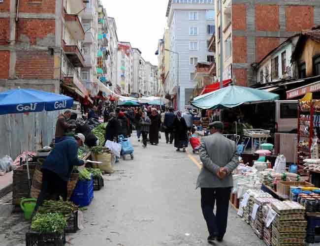 Turkish consumer confidence index down in May