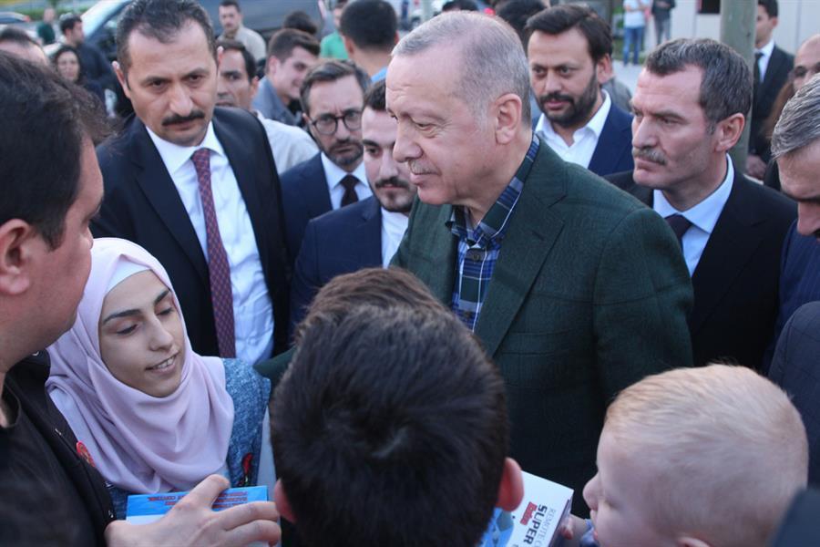 Erdoğan calls on Istanbul AKP grassroots to mobilize for June 23 polls