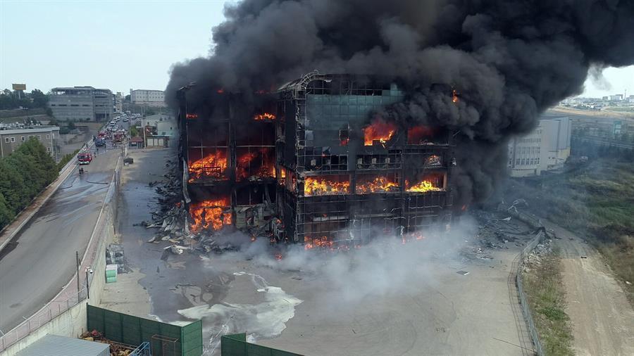 4 killed, 5 injured in factory fire in Turkey’s Kocaeli