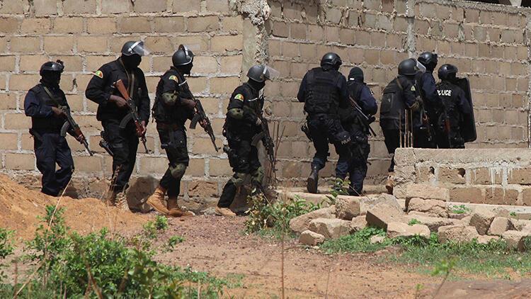Nearly 100 killed, 19 missing in central Mali village massacre