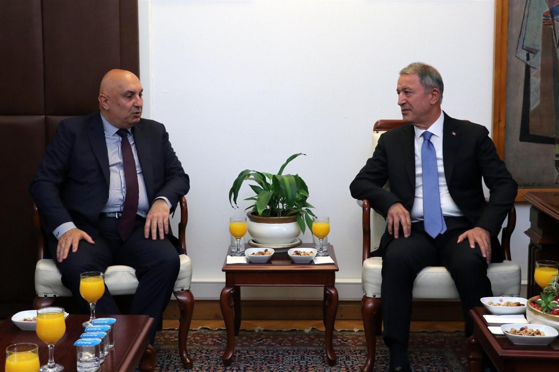 Gov’t in talks with parties over new military system
