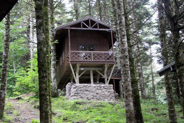 Bungalows to be moved out of Gölcük National Park