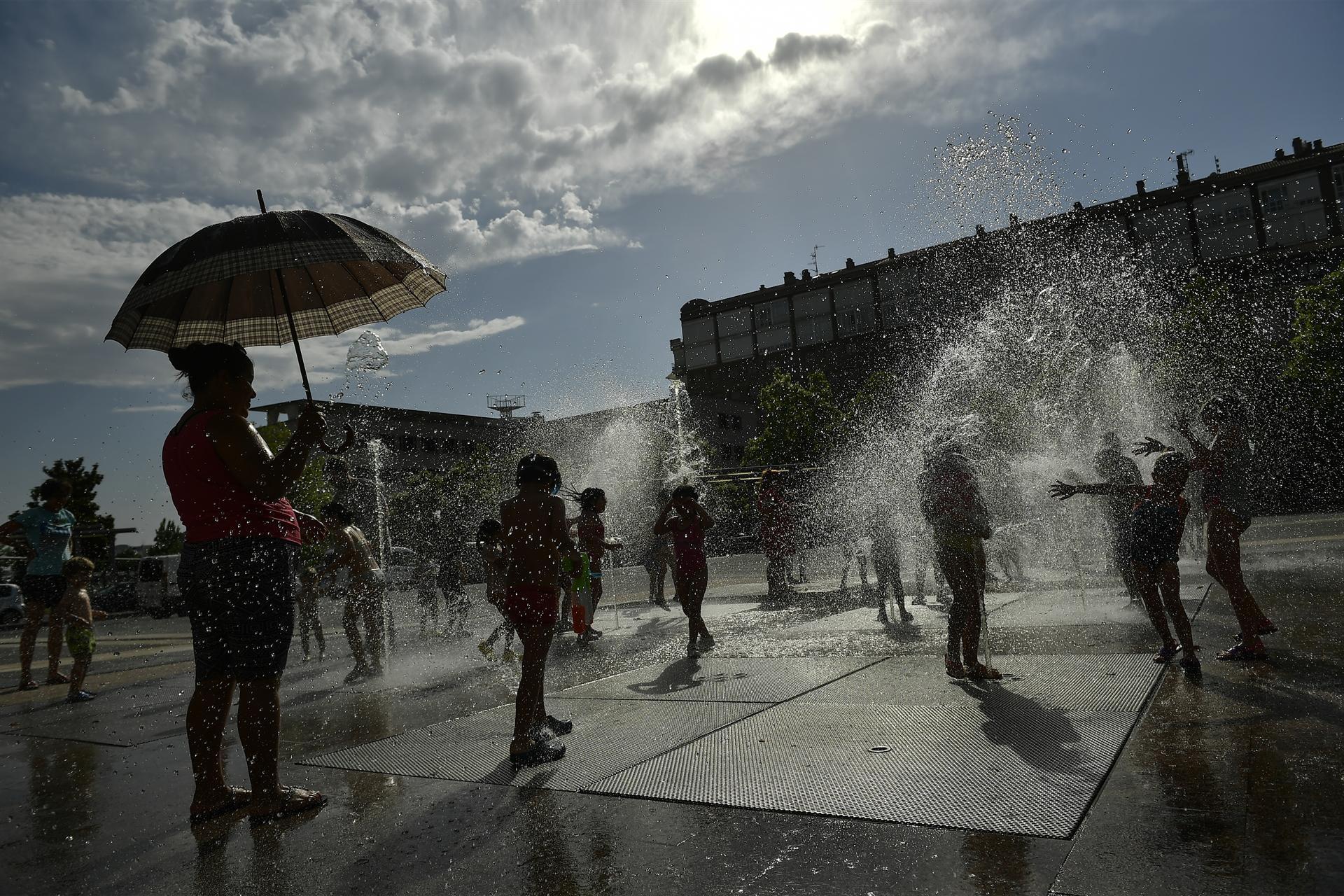 Europe set to sizzle again as deadly heatwave continues
