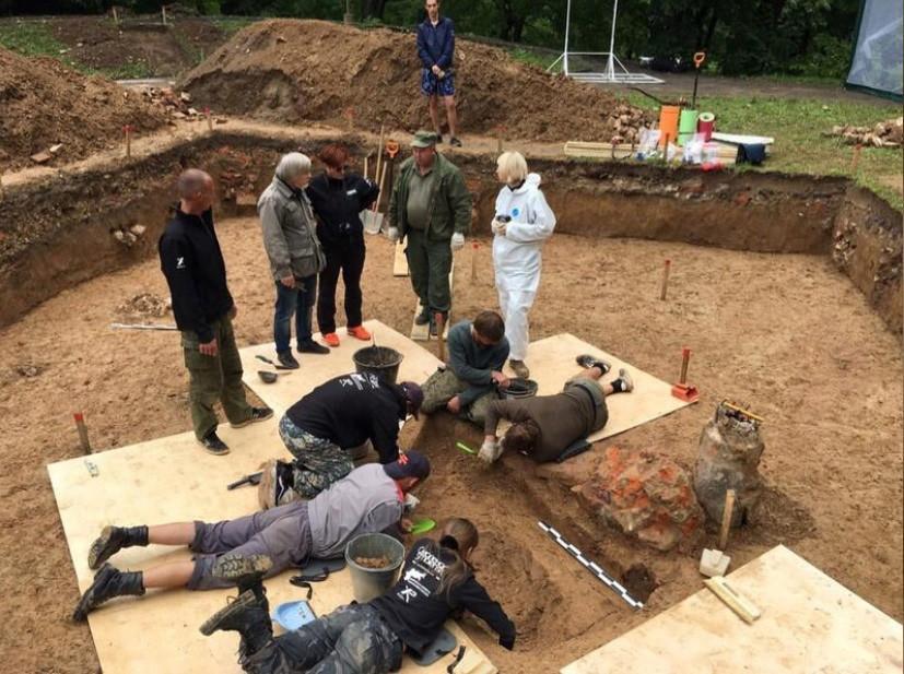 Remains of one of Napoleons 1812 generals believed found in Russia