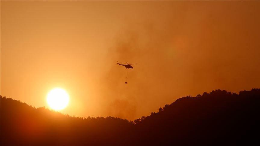Strong winds fan flames in Turkeys southwest