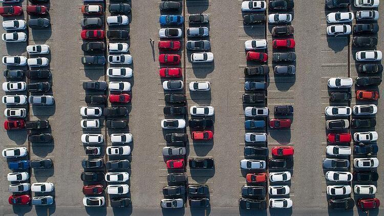 Over 300,000 motor vehicles registered in H1
