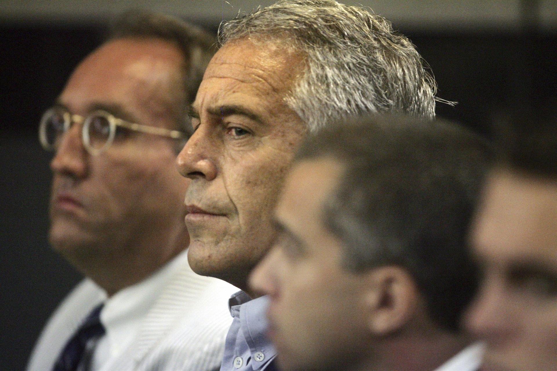 Jeffrey Epstein dies by suicide while awaiting trial