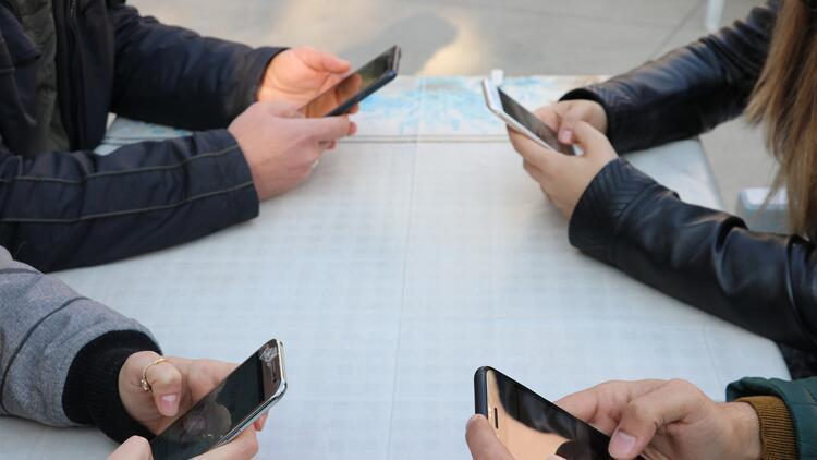 High-tech detox antidote to device addiction: Expert