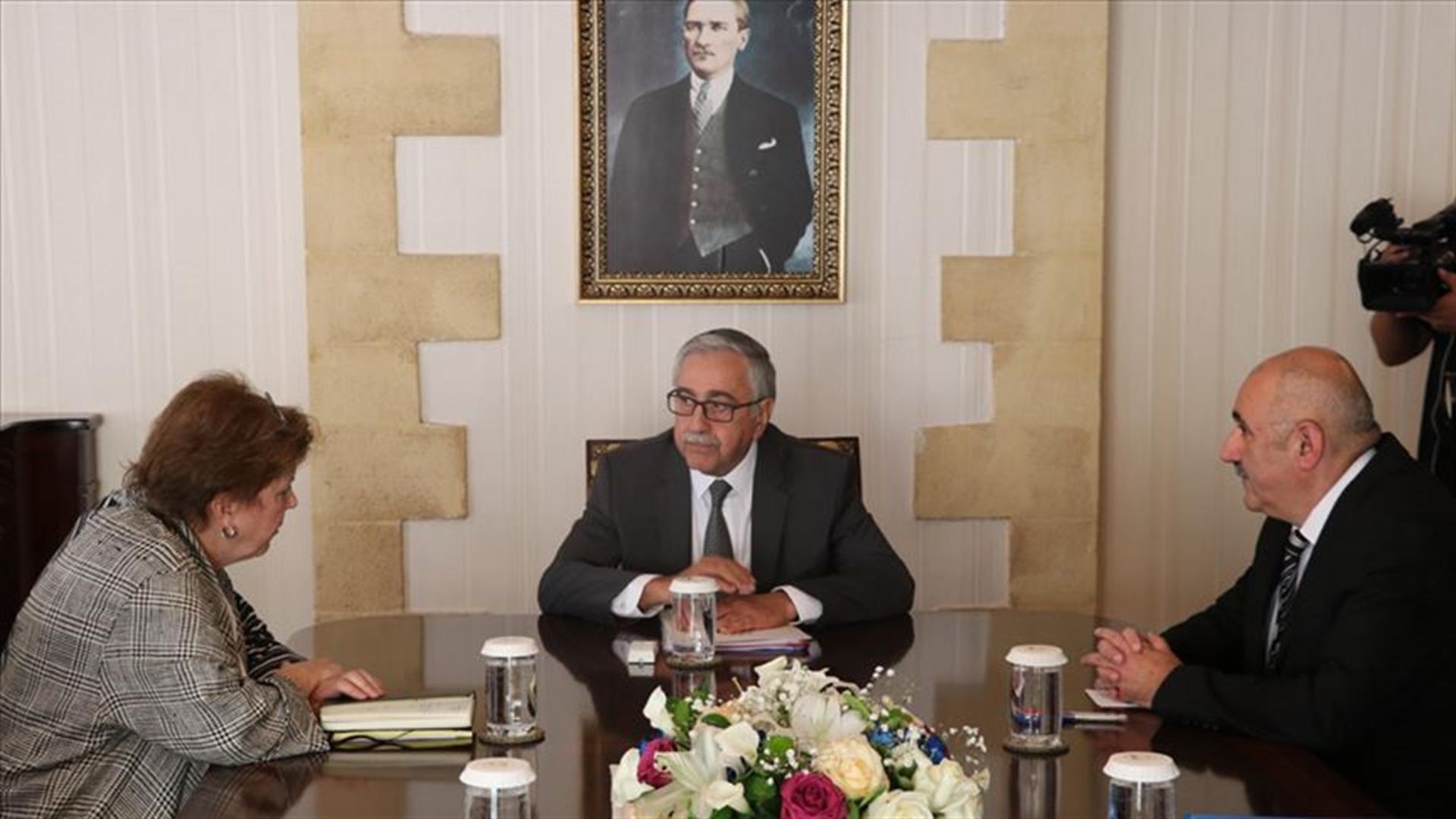 Turkish, Greek Cypriots restores media files, paintings