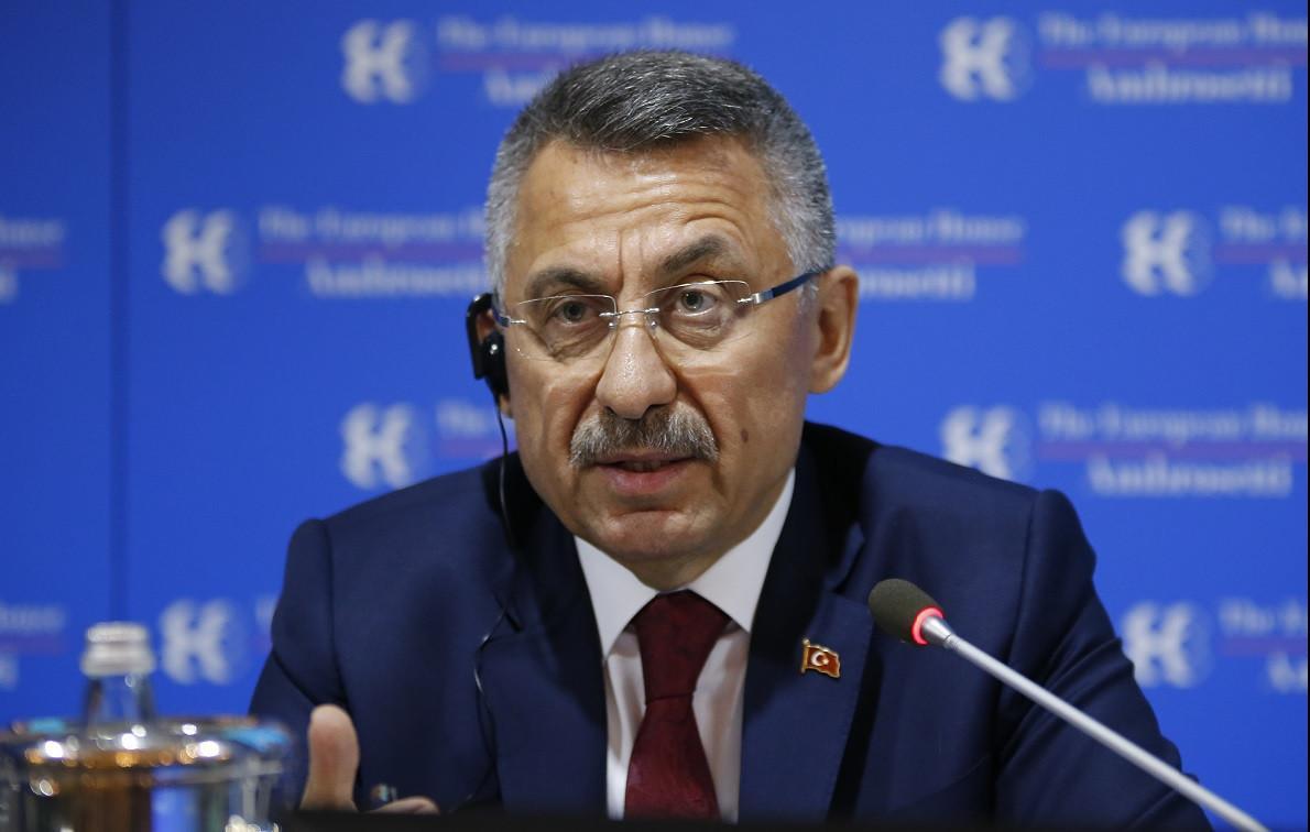 Turkey may open door to Europe for refugees not bluff: VP Oktay