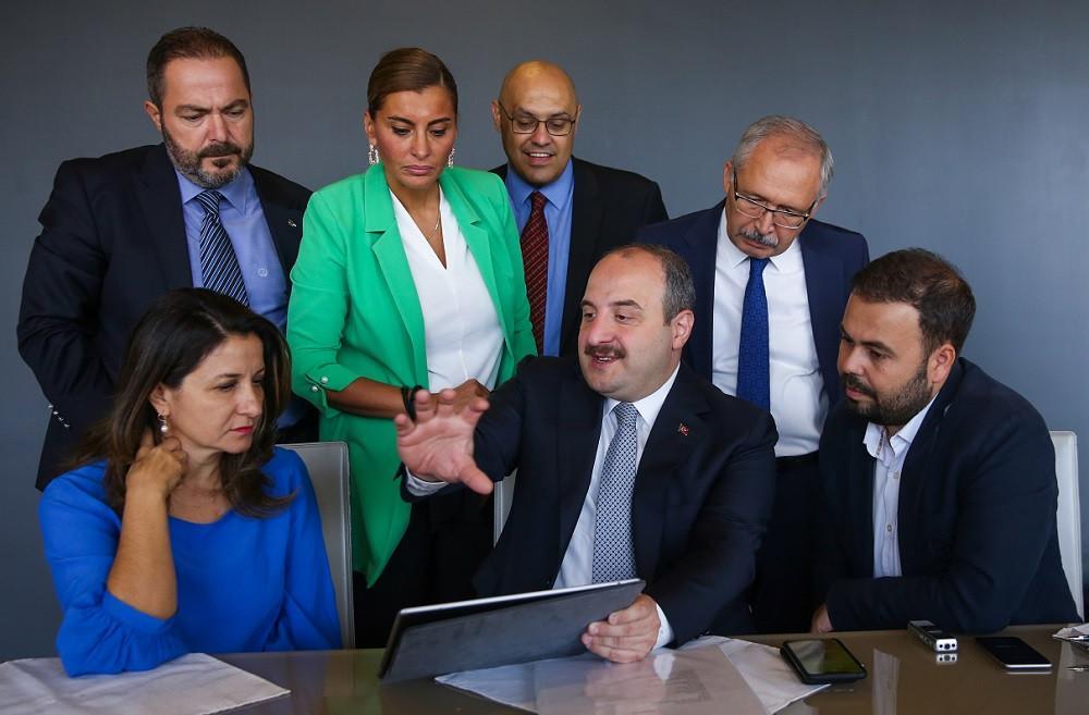 Turkey to unveil prototype of first indigenous car in December