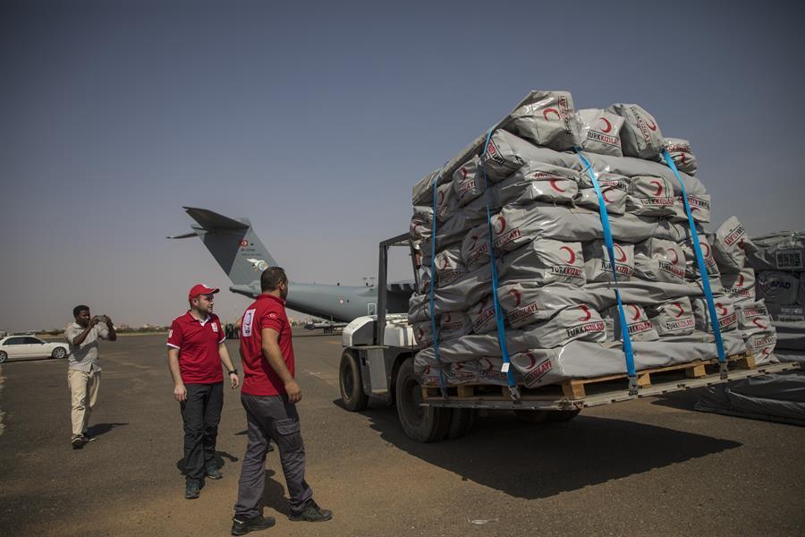 Turkey sends humanitarian aid to flood-hit Sudan