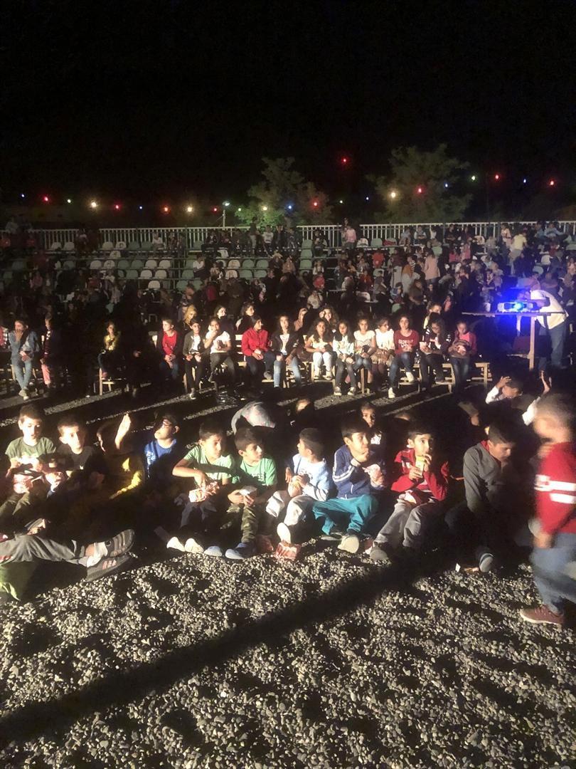 Festival treats kids to open-air cinema in SE Turkey