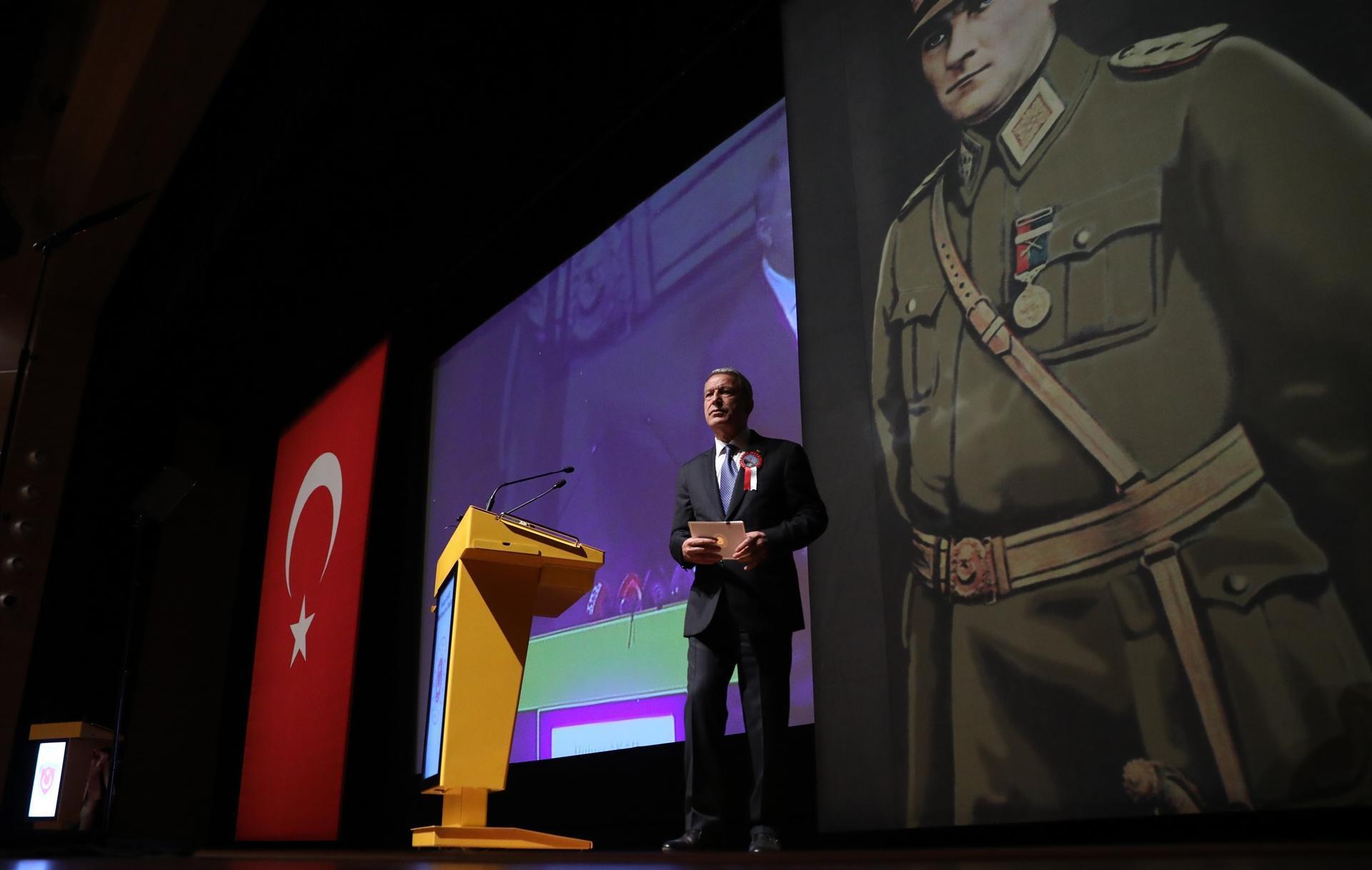 Turkey wont tolerate stalling over Syria safe zone: Defense Minister