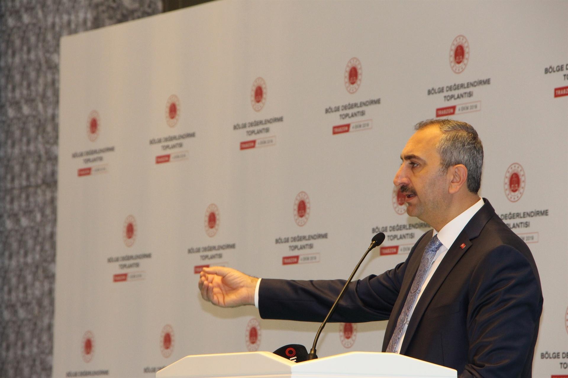 Judicial reforms winning praise from Turkish public: Minister