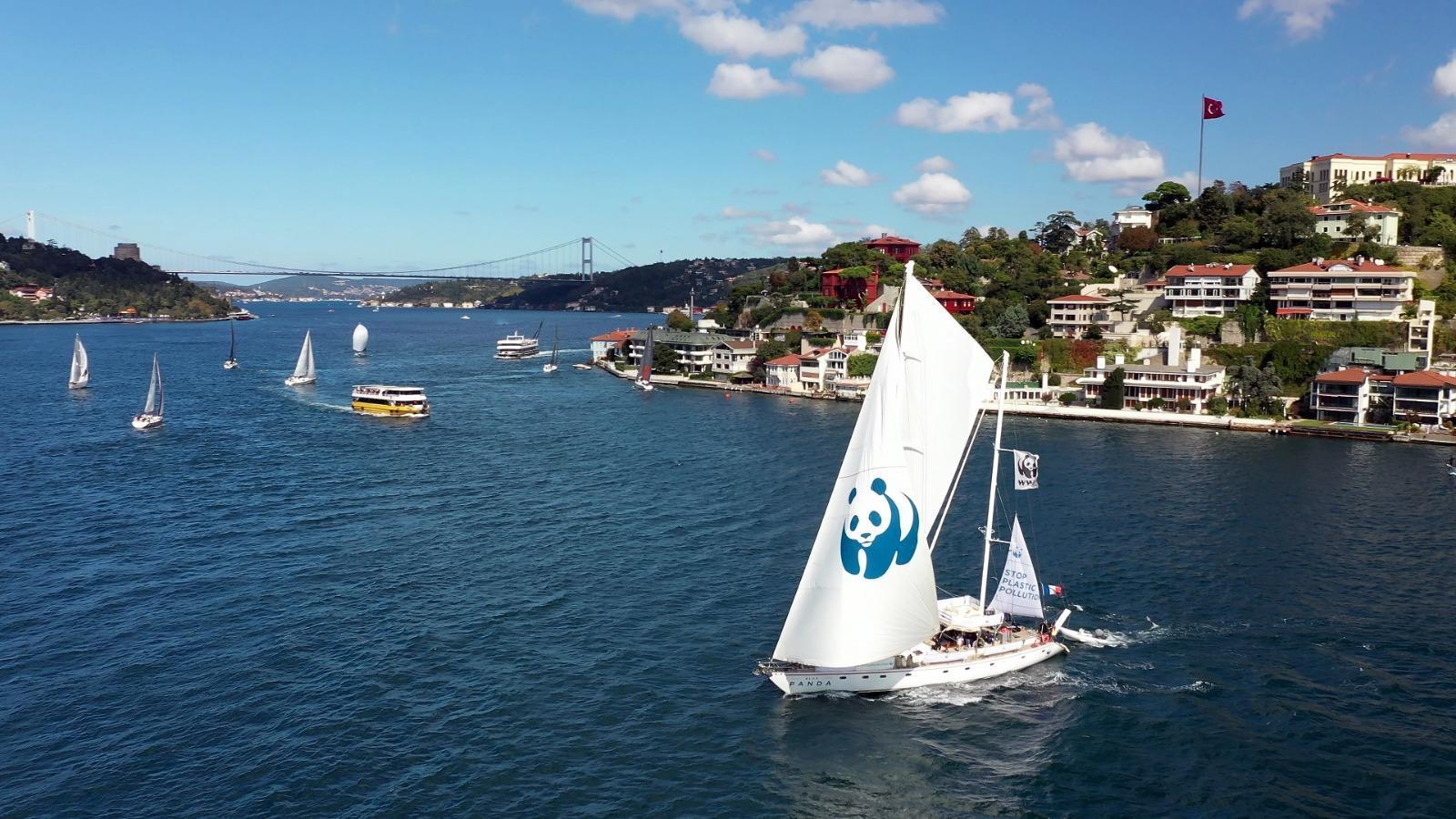 İzmir joins WWFs fight against plastic pollution