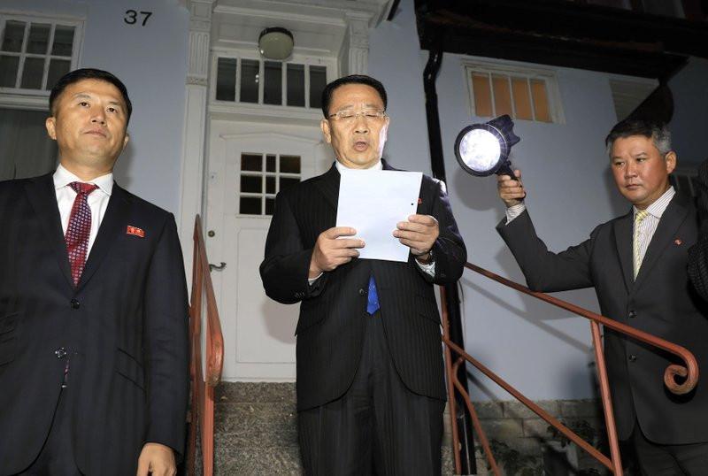 North Korean negotiator says new talks depend on US attitude