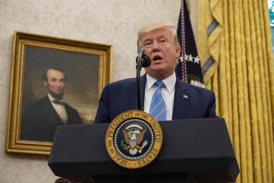 Trump announces troop withdrawal from Syria
