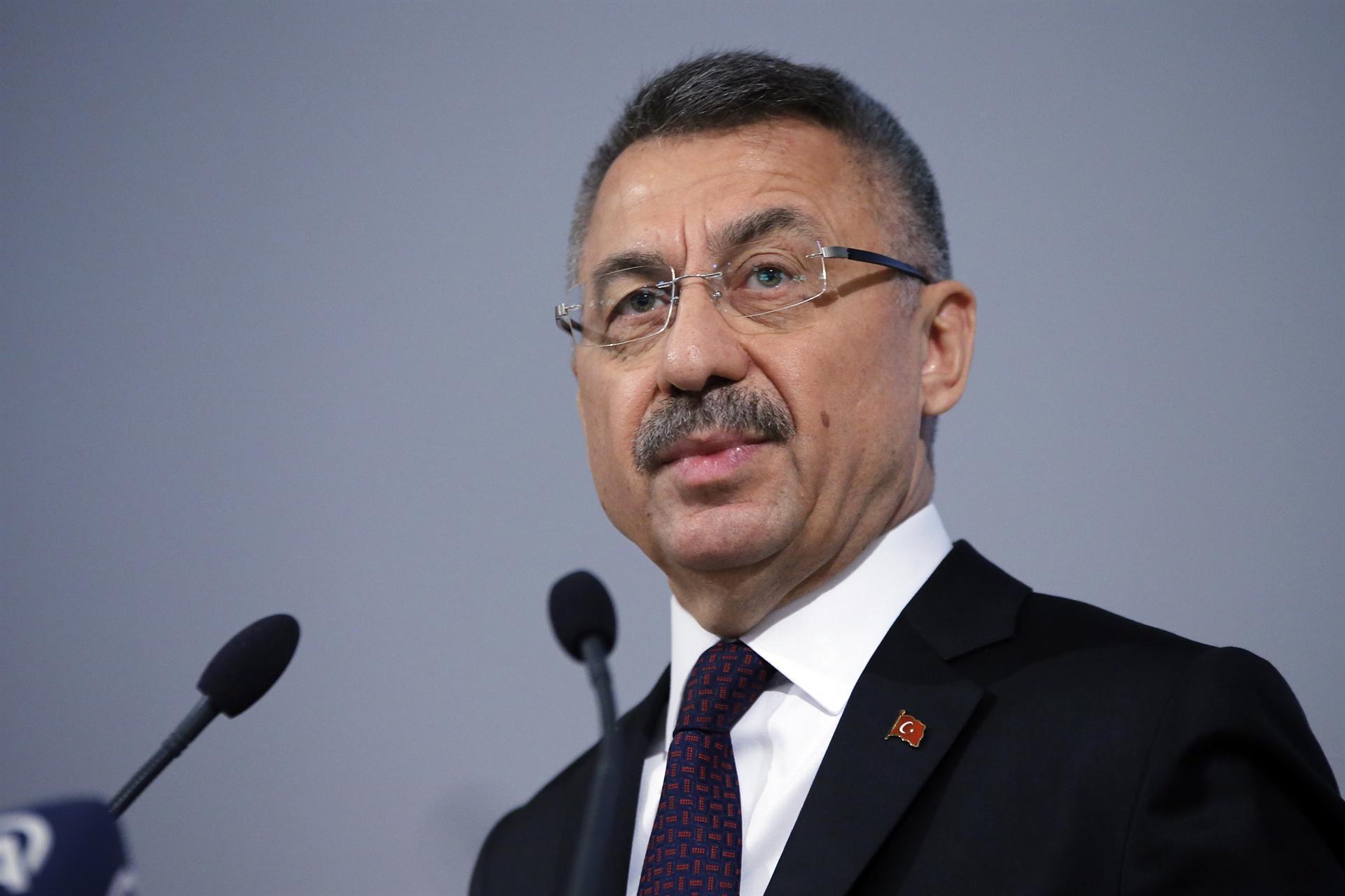 Turkey does not bow down to threats over Syria safe zone: VP Oktay