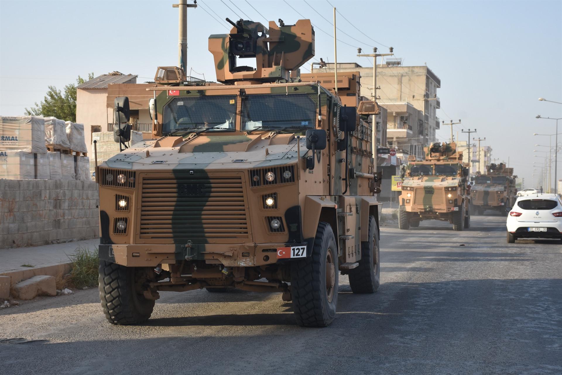 Turkish soldiers enter 7-km depth into Tal Abyad border town of Syria