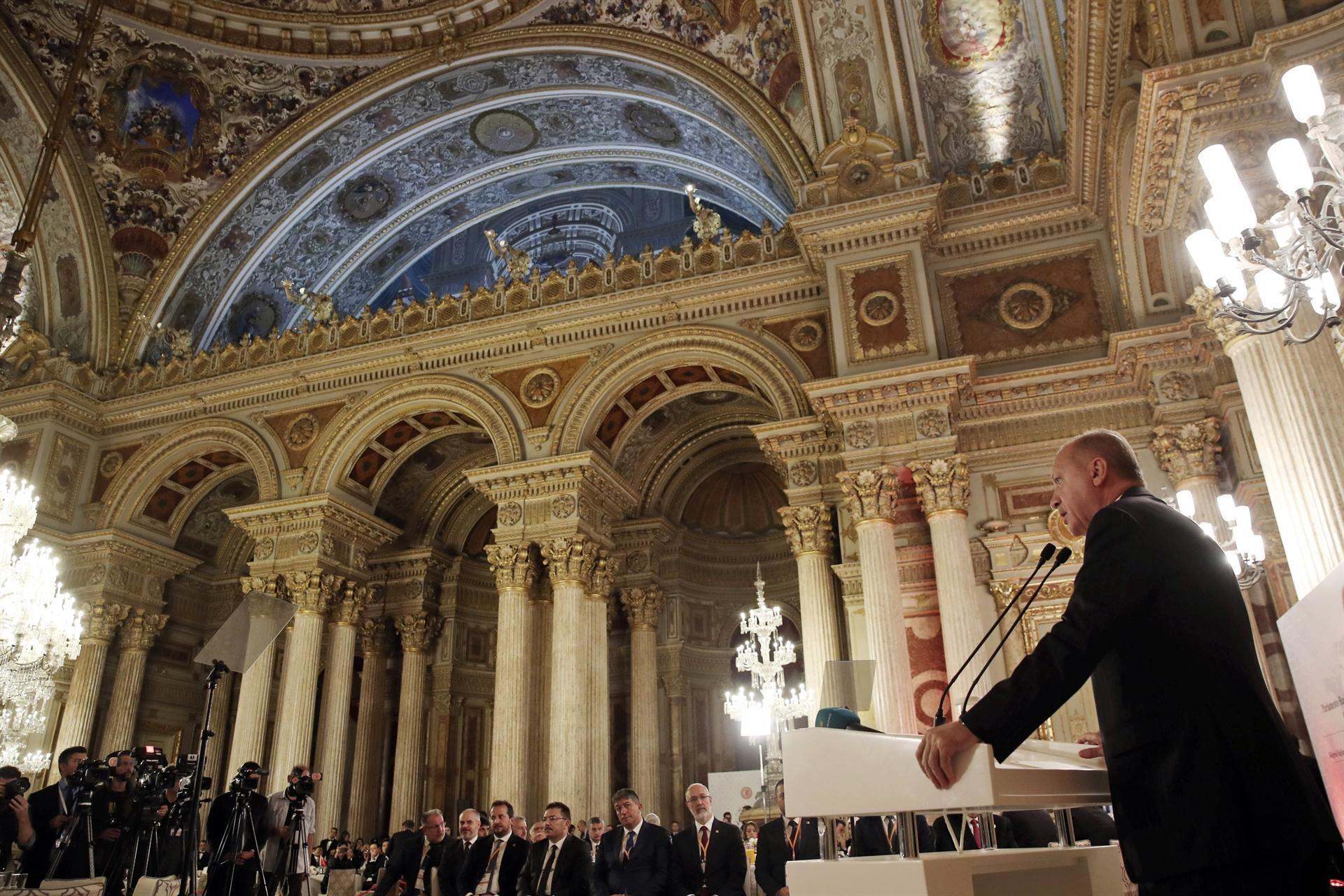 Turkey fights against terrorism, not Kurds: Erdoğan